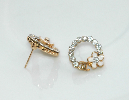 Dazzling Gold Plated White Rhinestone Earrings With Flower